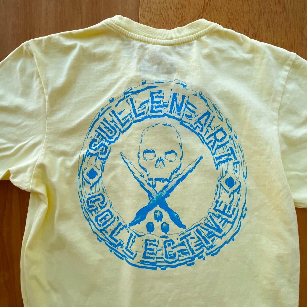 SULLEN ART RASTA SLIME BADGE ARTIST TEE SHIRT Women’s sz S Yellow Crew Neck NWT